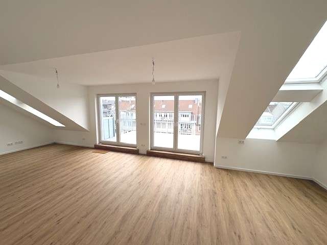 Klimatisierte Dachgeschosswohnung mit traumhafter Dachterrasse